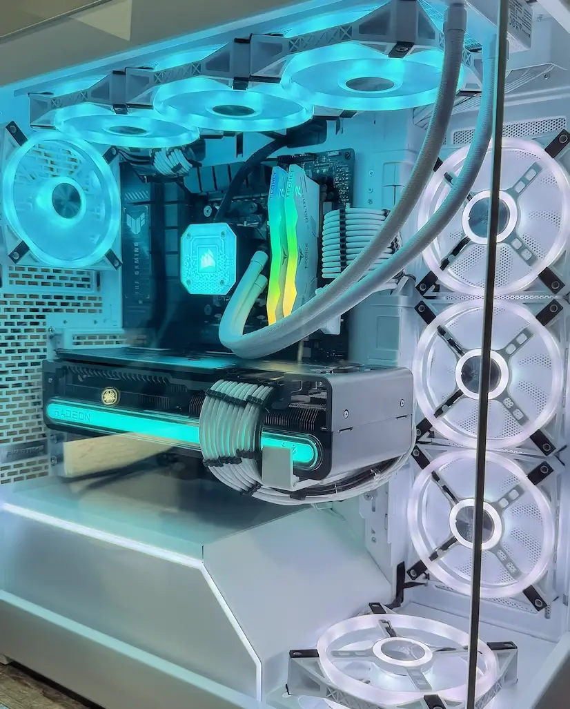 Montaje Gaming PC Phanteks Chamberí Montaje Gaming PC Phanteks Chamberí